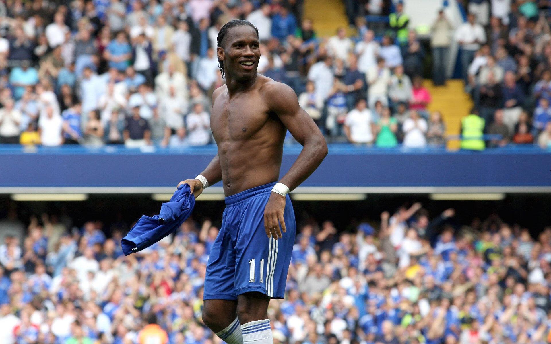 阿尔布莱顿闪耀欧冠，莱斯特城书写逆袭新篇章